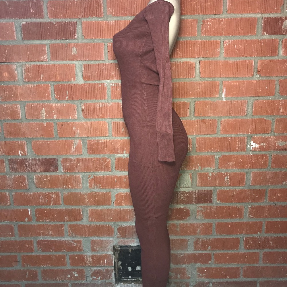 ☃️Kylie K Off The Shoulder Maxi Dress - Picture 5 of 7